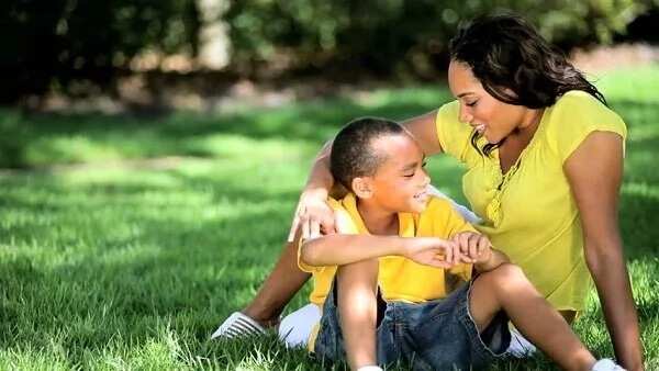 10 qualities of a good wife and mother