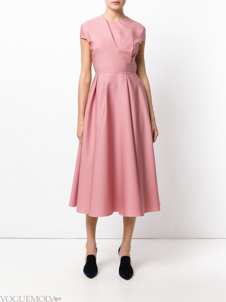 платье с пышной юбкой розовое